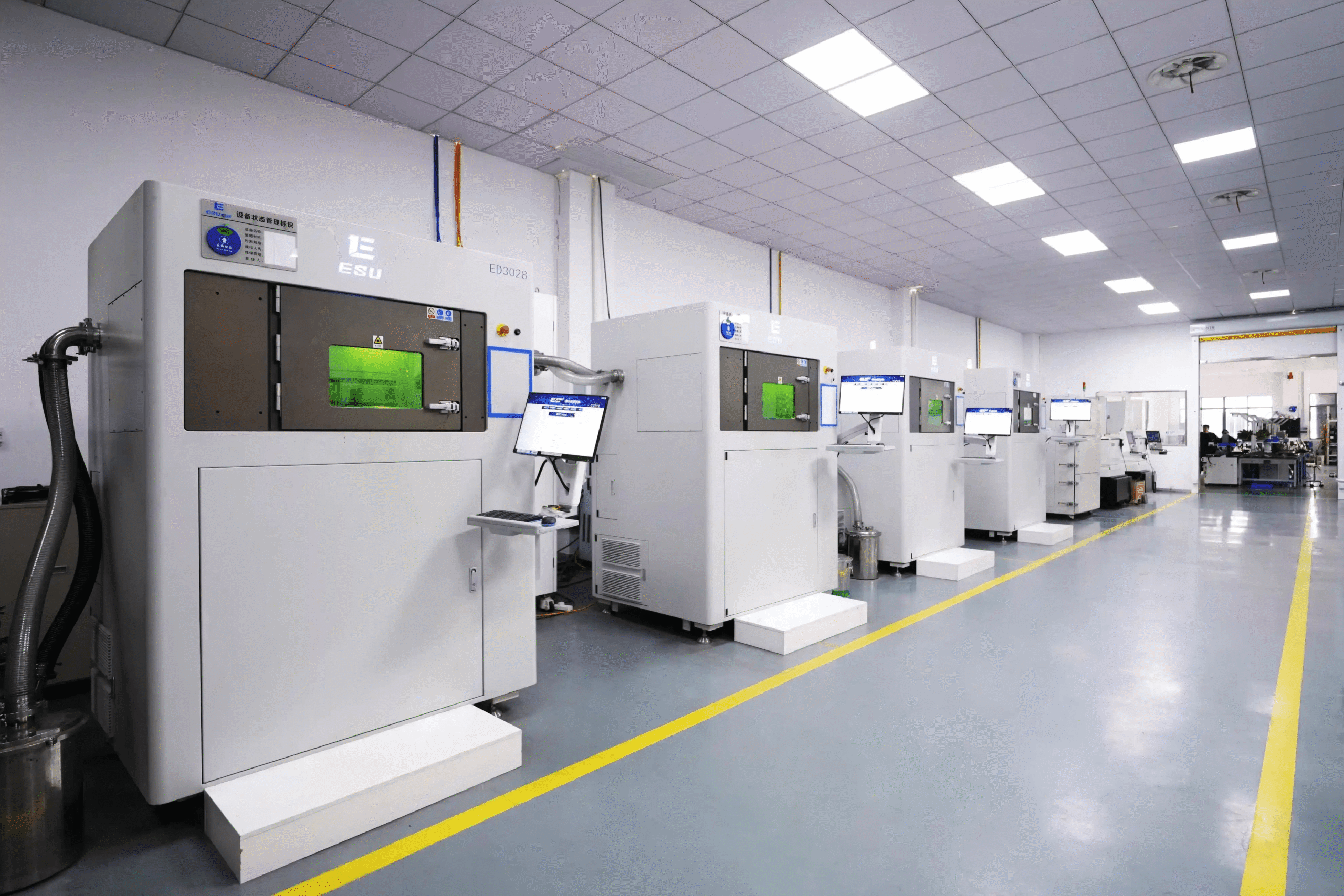 3D printers in industrial facility.